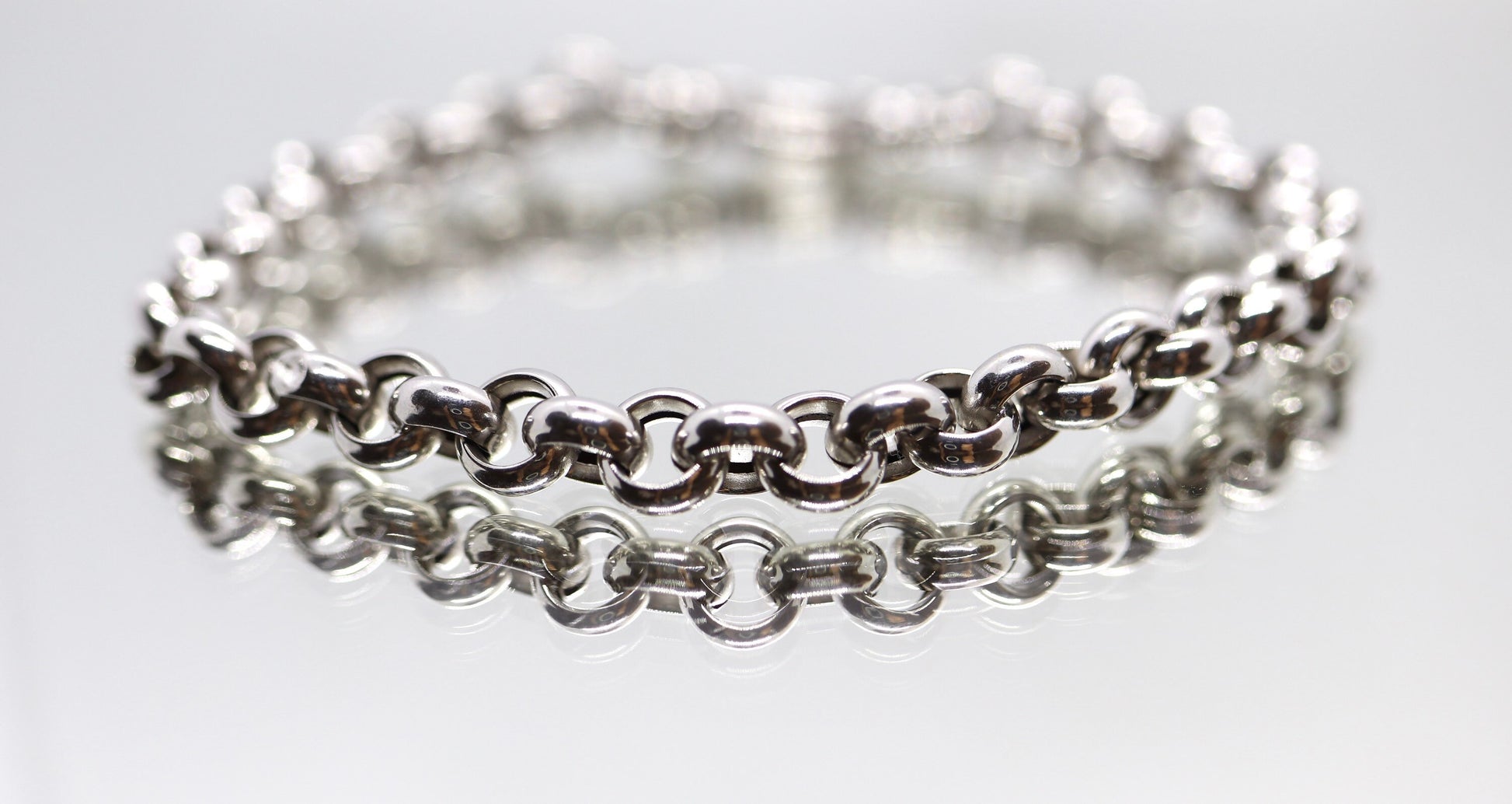 18K ROLO Chain Bracelet. PUFFED large Round Rolo chain bracelet. 18k white gold Italy OTC 6.8grams