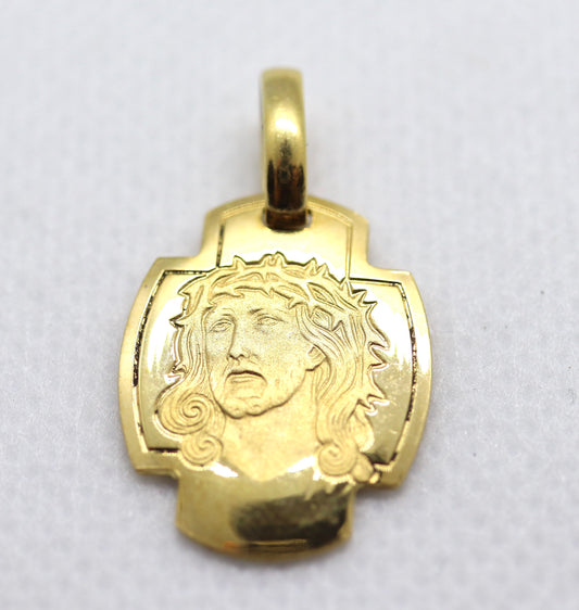 Vintage 18k Yellow Gold Jesus Pendant. Image of Jesus Christ. Jesus Christ Cross Pendant