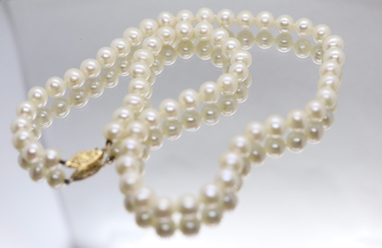 14k Gold FIC Cultured freshwater Pearls. 18in length