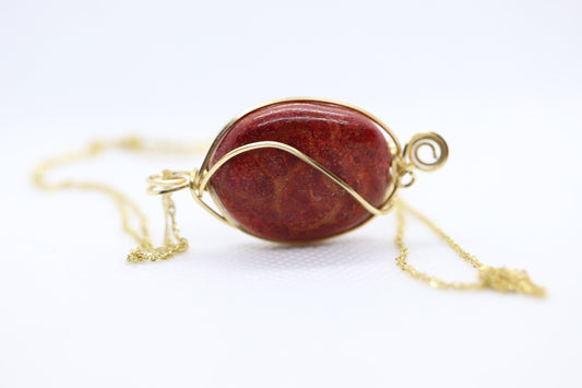 Red Agate Stone wire wrapped 14k. 14k Twisted Curb 24in chain necklace