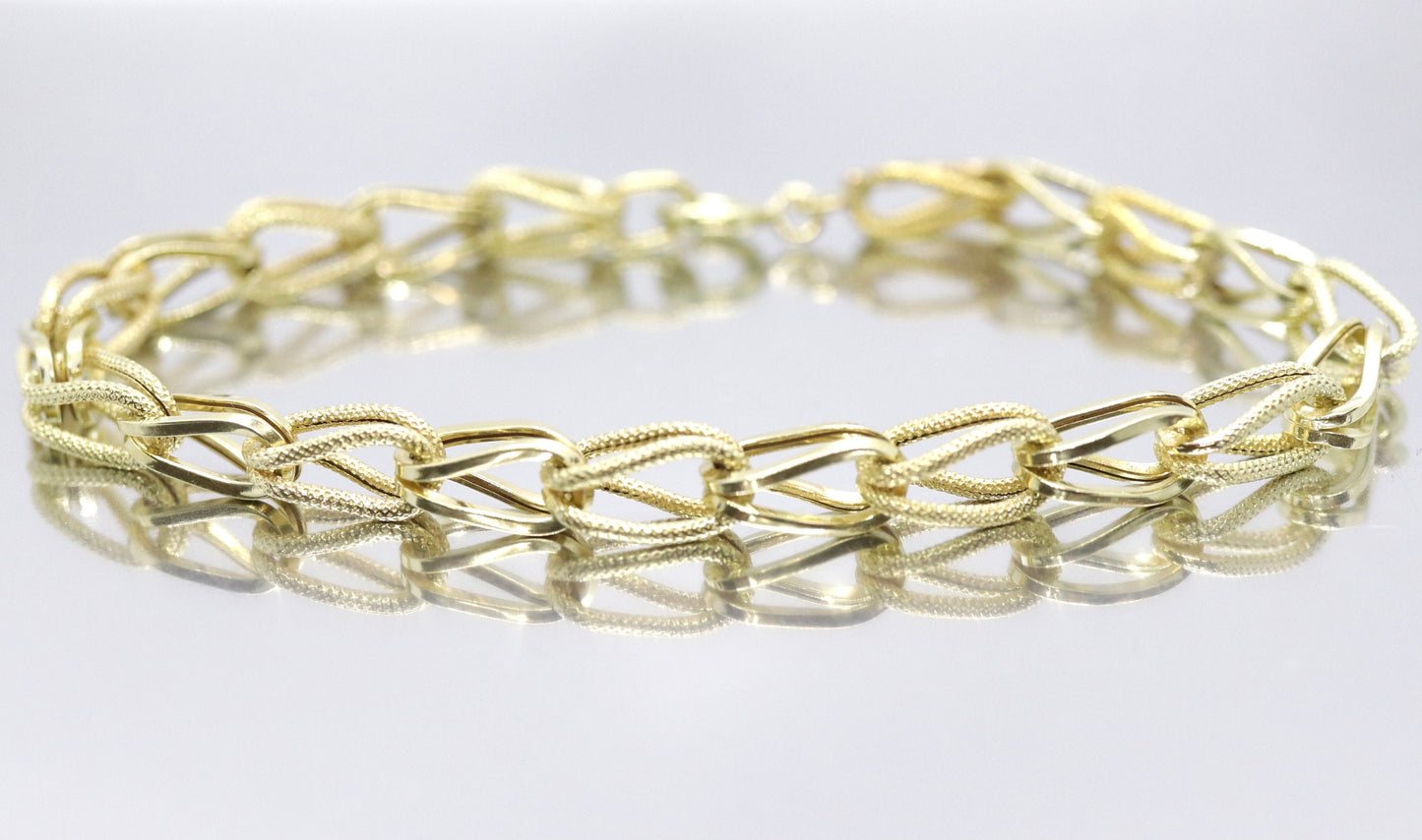 14k UNOAeRRE Textured Link Chain BRACELET. 14k LOOP Italian Bracelet 6.9g 8in length