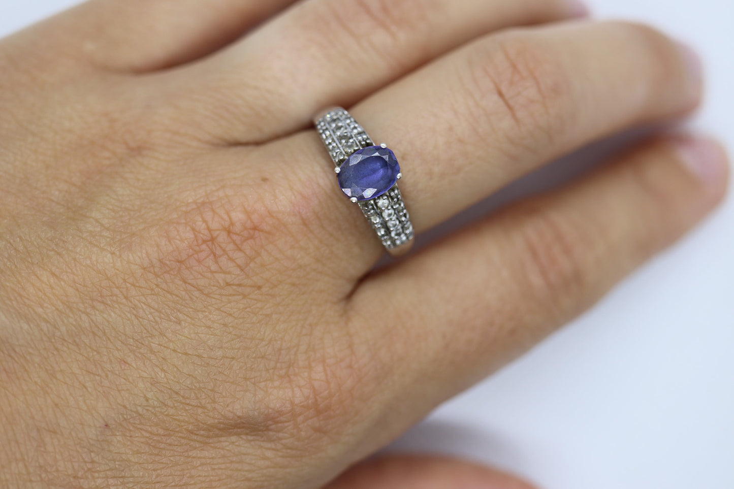 Tanzanite and diamond ring. 14k Blue Tanzanite solitaire.