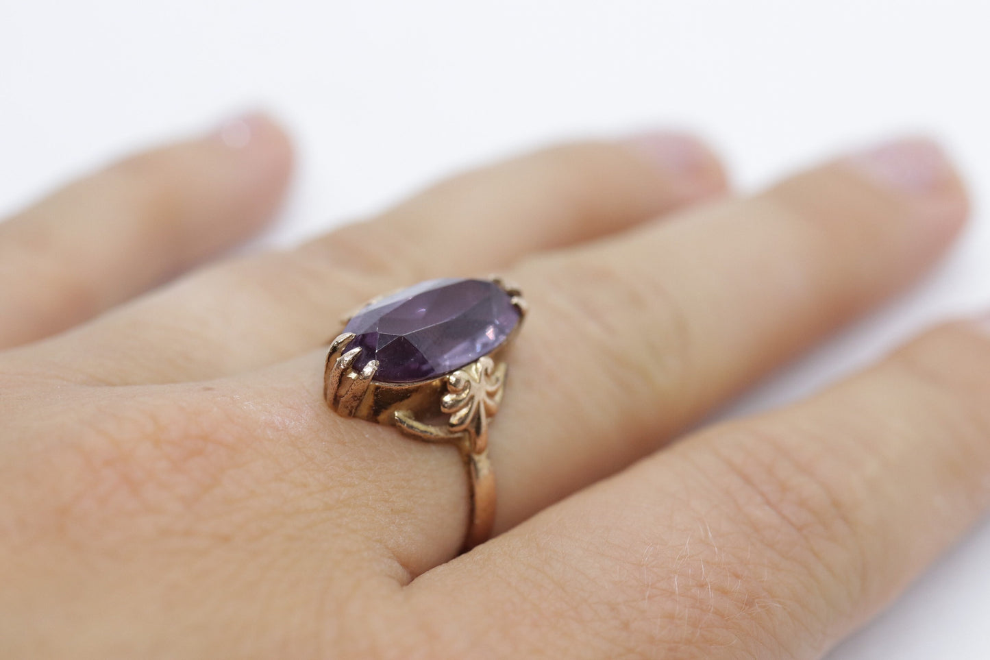 14k Soviet Russian Purple / Blue Alexandrite Ring. Large OVAL Alexandrite and Rose gold. Vintage Color Changing Alexandrite