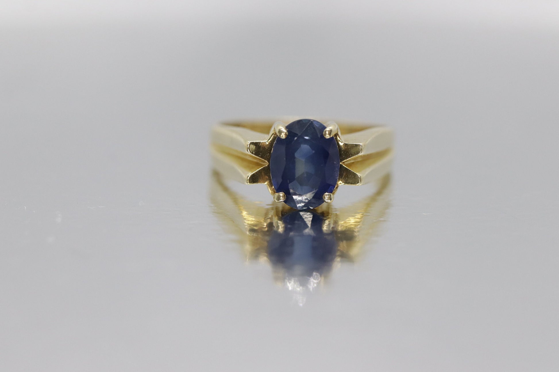 14k Blue OVAL Sapphire solitaire ring. Oval Sapphire ring