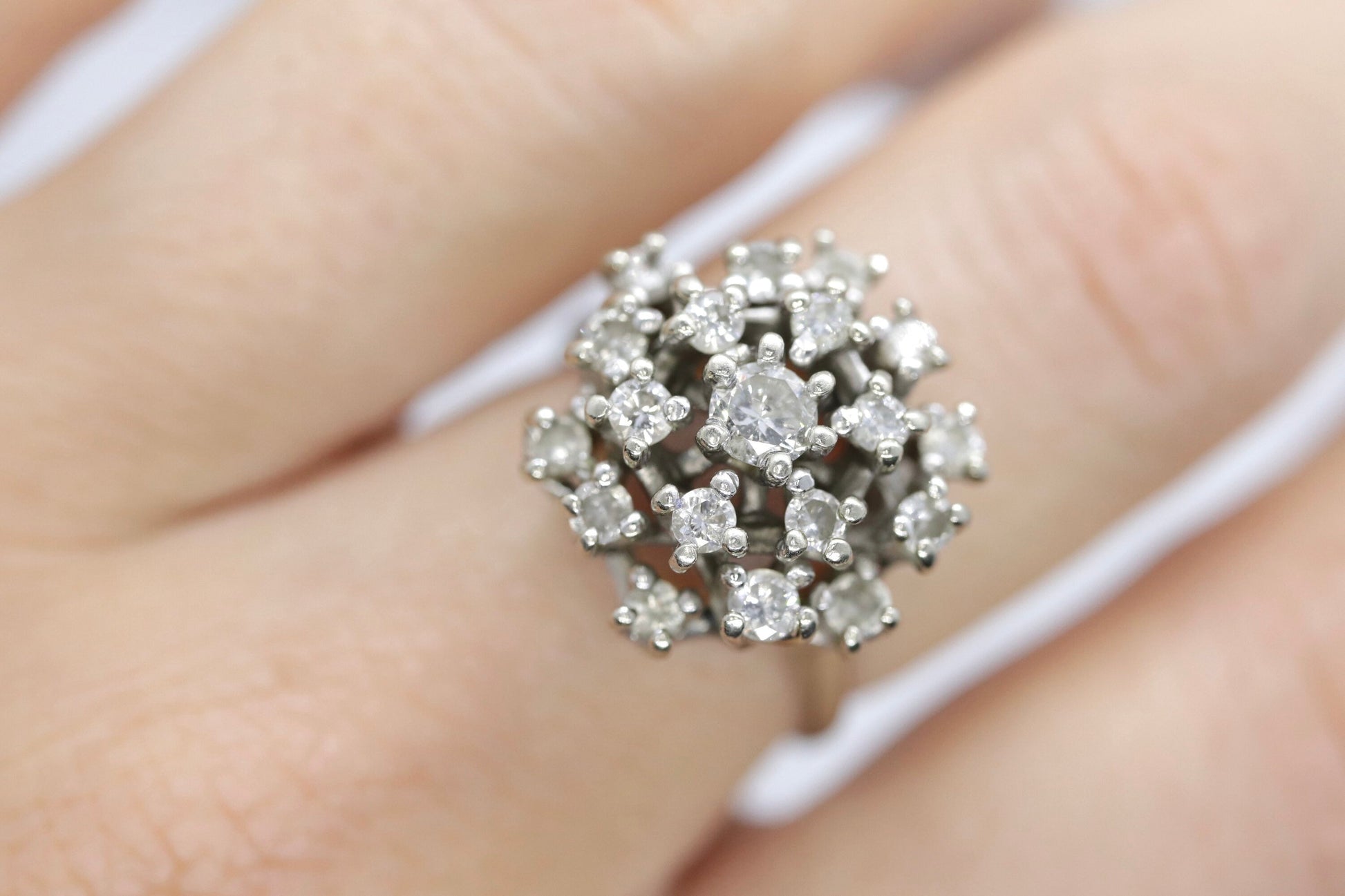 14k Diamond SunBurst STARBURST Round Flower Ring. Round Cluster Diamond cluster cocktail ring. st(222)