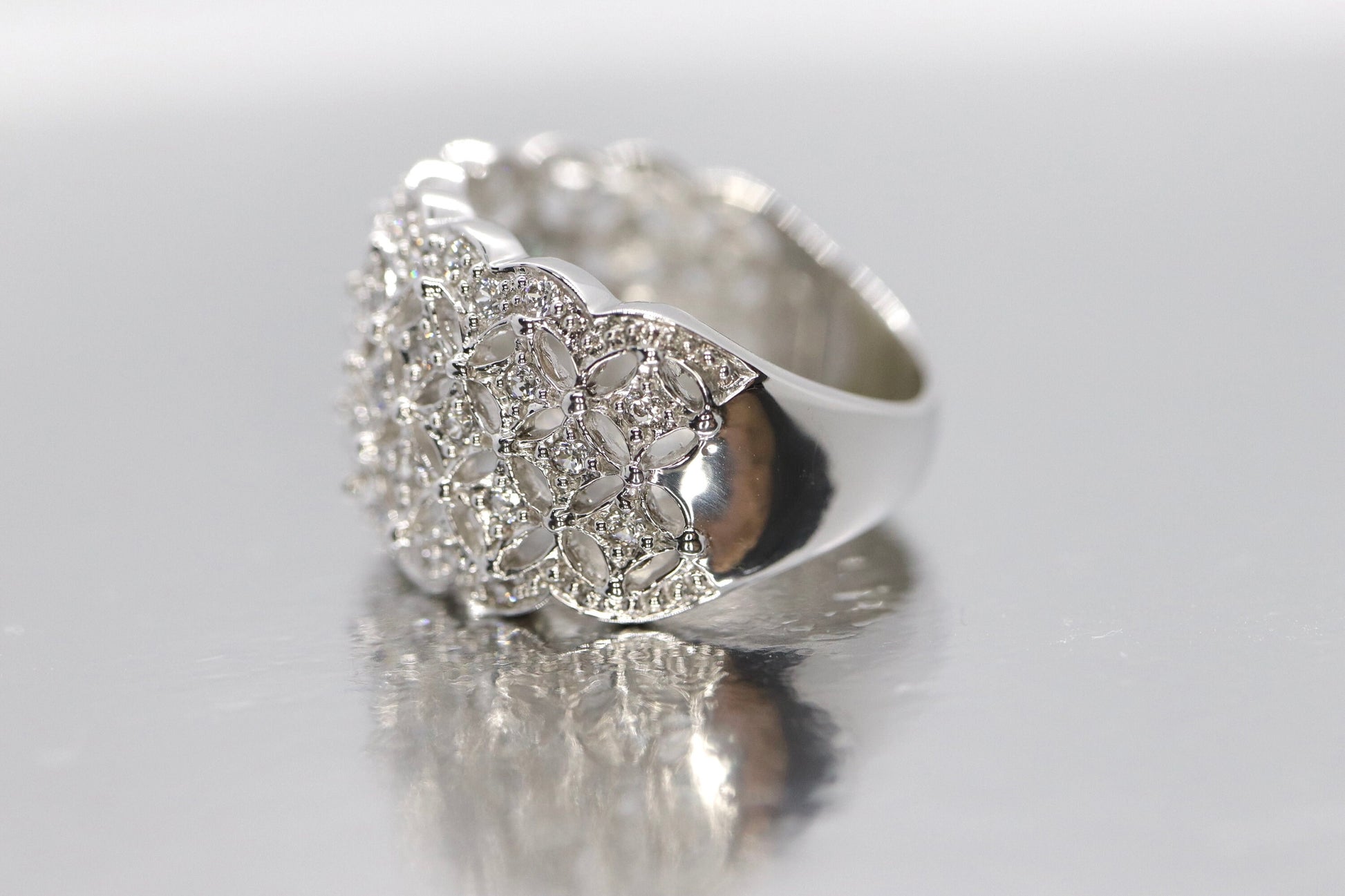 14k WIDE Filigree Ring. Star Filigree White Gold and CZ wide DOME band