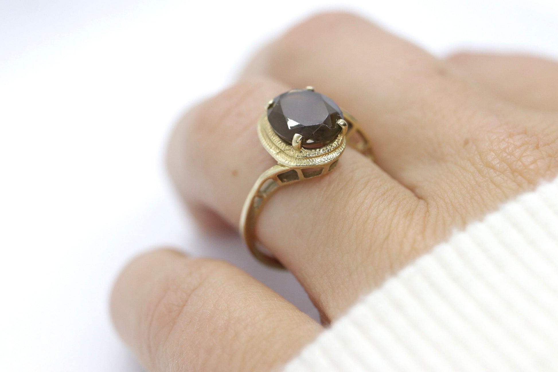 10k Smoky QUARTZ Bypass ring. Large Oval Smokey Quartz ring