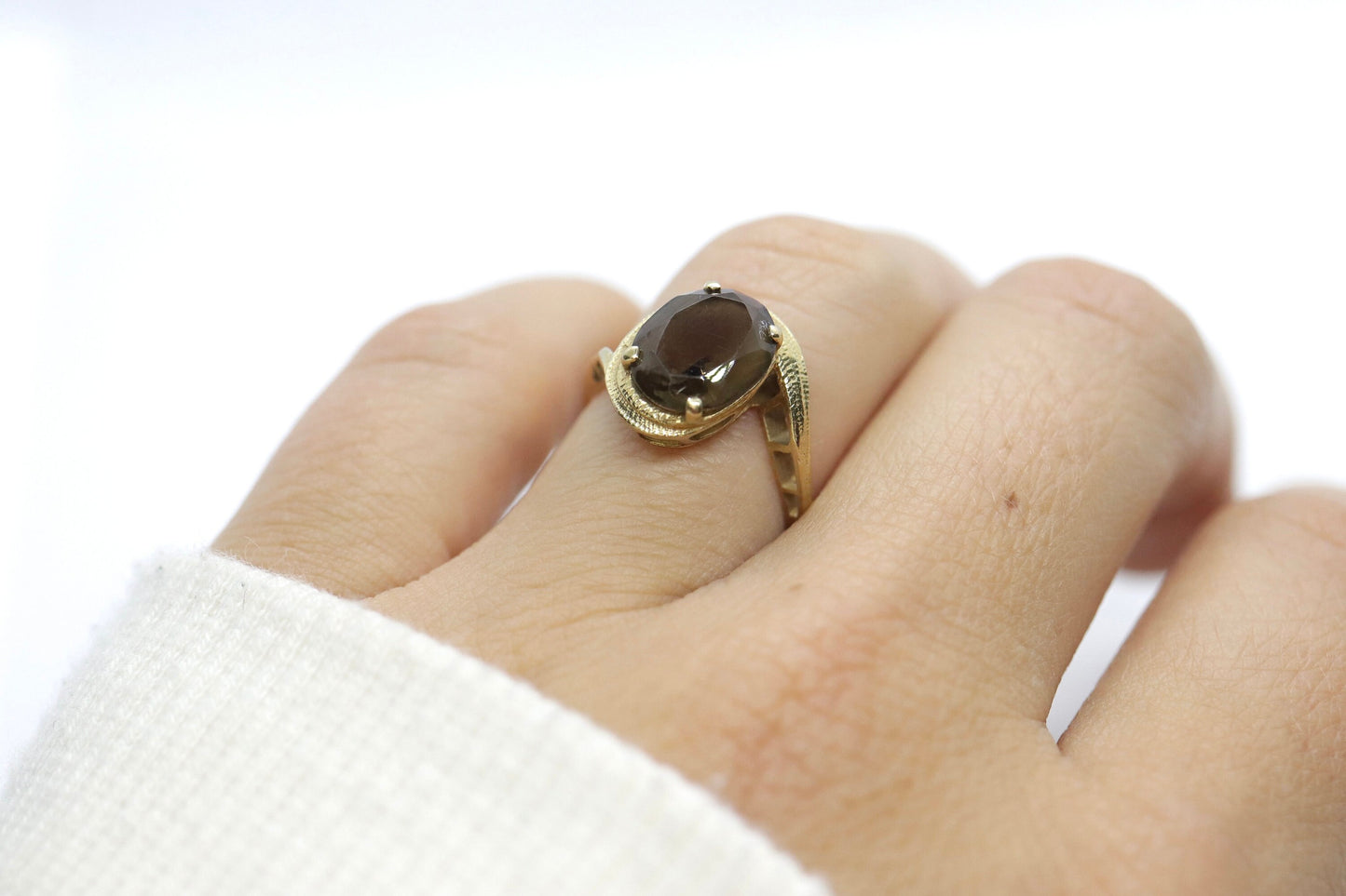 10k Smoky QUARTZ Bypass ring. Large Oval Smokey Quartz ring