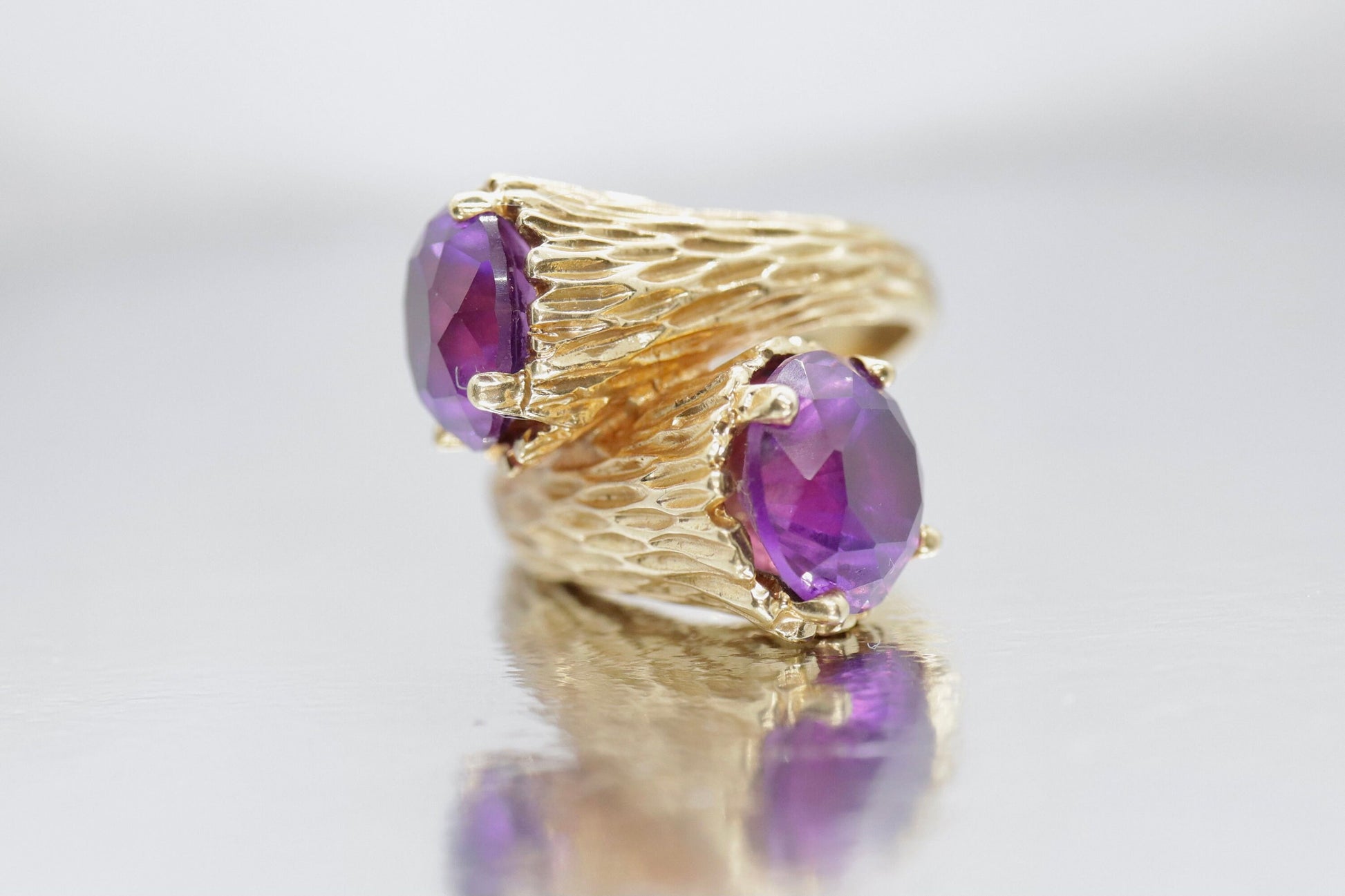 14k Purple Sapphire Toi et moi bypass ring. 14k Heavy Fur / Log Design st(340/50)