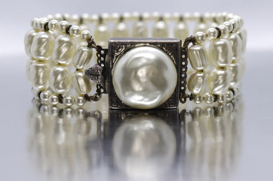 Sterling Silver Faux Pearl Bracelet. Vintage st(25)