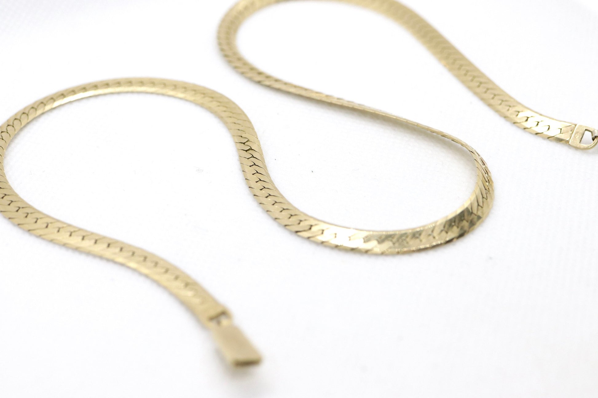 14k Herringbone Chain Necklace 5mm 19in 19.2 grams. Made by ACA Italy st(653)