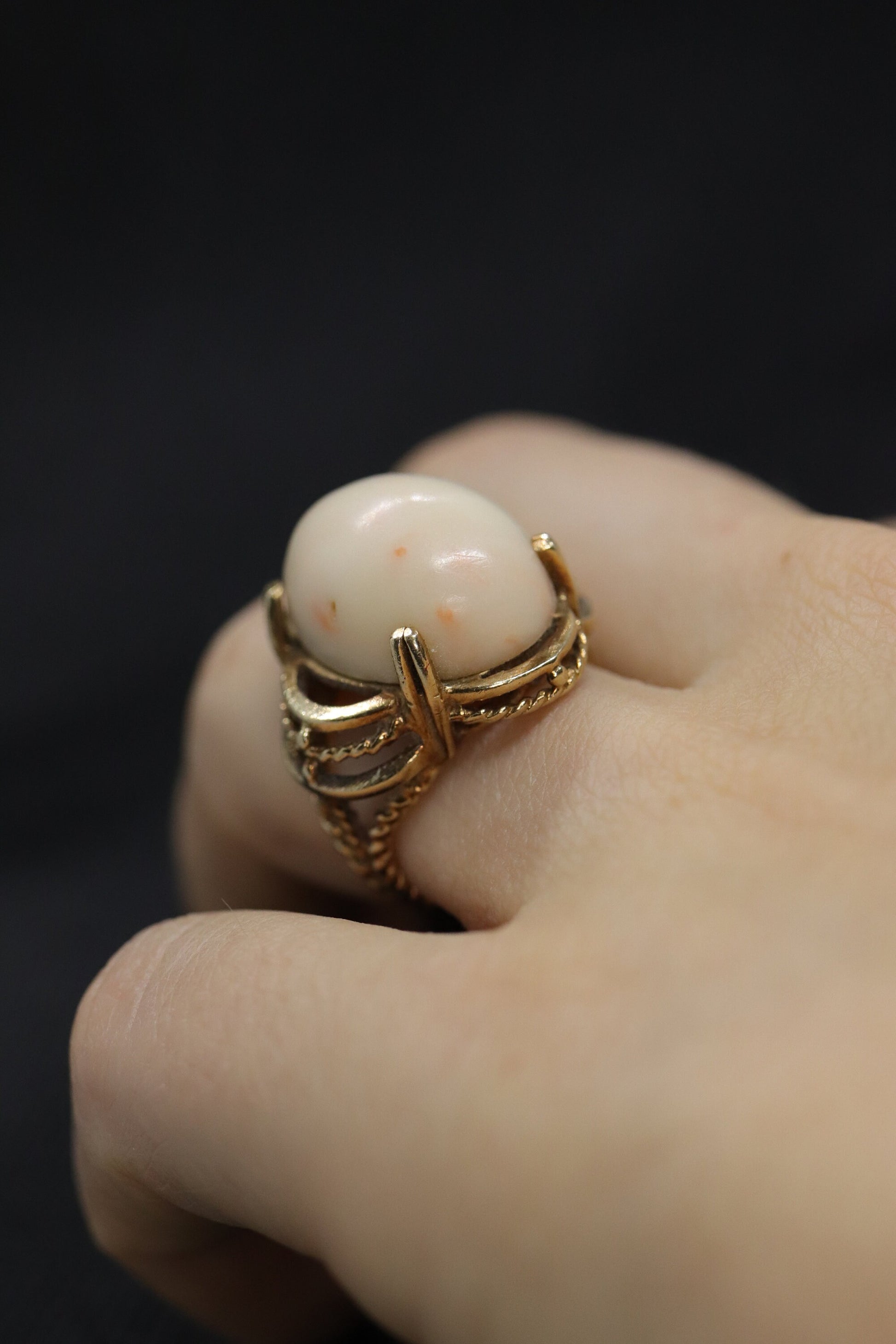 10k Large Oval Pink Angel Skin CORAL ring. Coral Cabochon statement ring