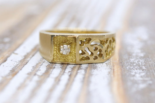 14k Mens Diamond Solitaire ring. Heavy Diamond prong set into gold nugget filigree band.