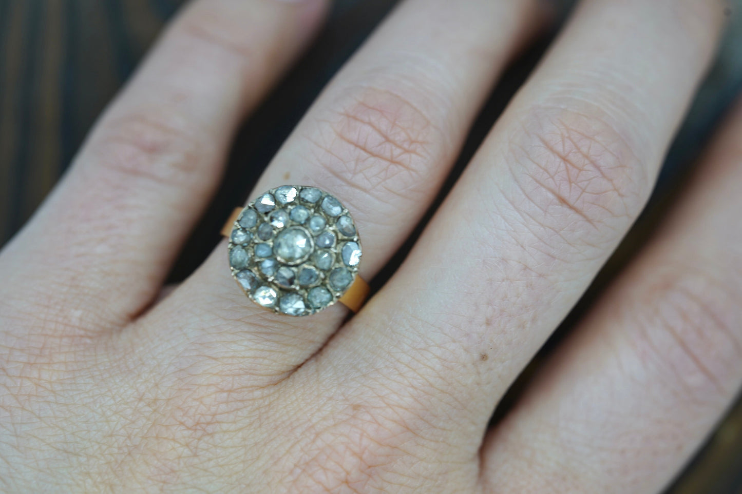 18k  Edwardian Diamond Daisy Cluster Ring. 18k Yellow Gold with old cut diamond arrangement