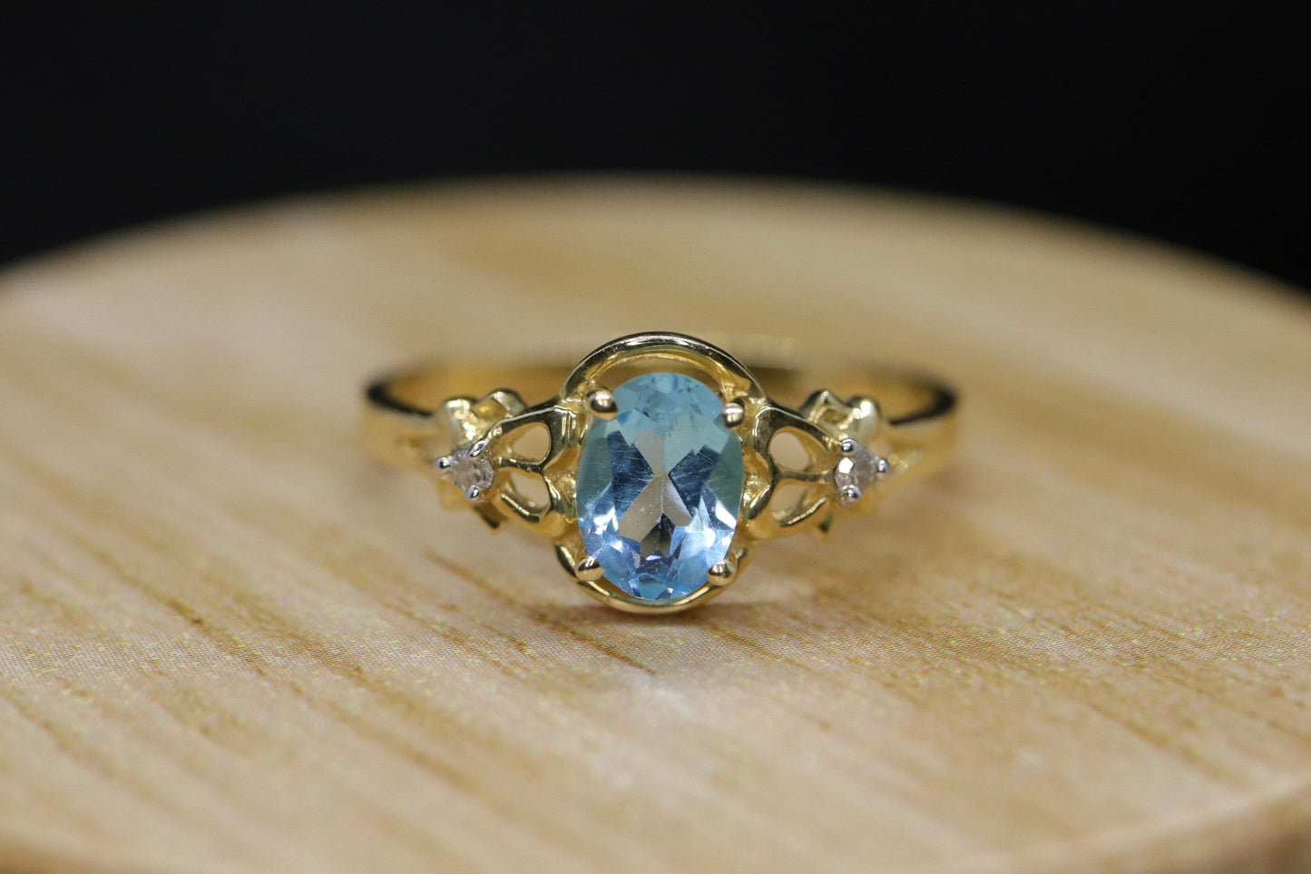 14k Aquamarine Topaz and diamond ring. Beautiful Dainty ring