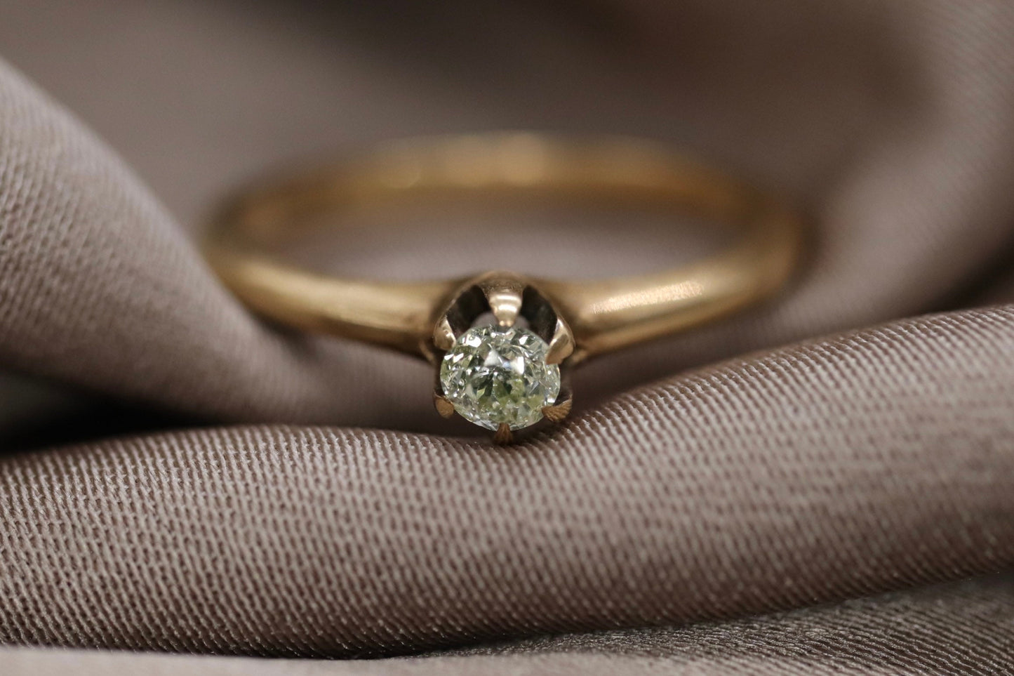 JR Wood and Sons 14k Gold Prong Set Diamond Ring Sz 5. Jr Wood band. Wood & son diamond rind. Victorian Claw Diamond.