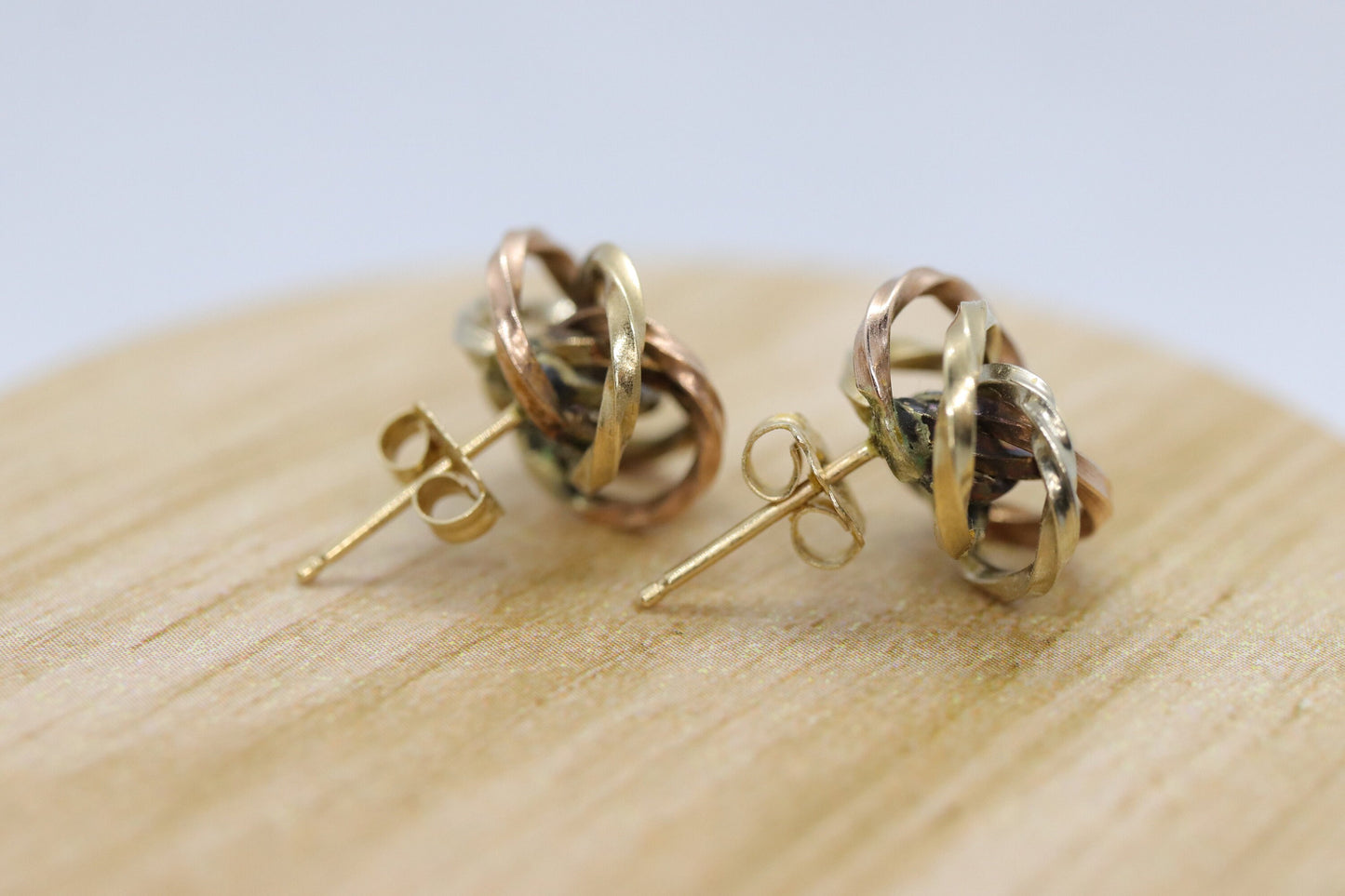 14k LOVE knot earring. Tricolor KNOT knotted gold earrings.