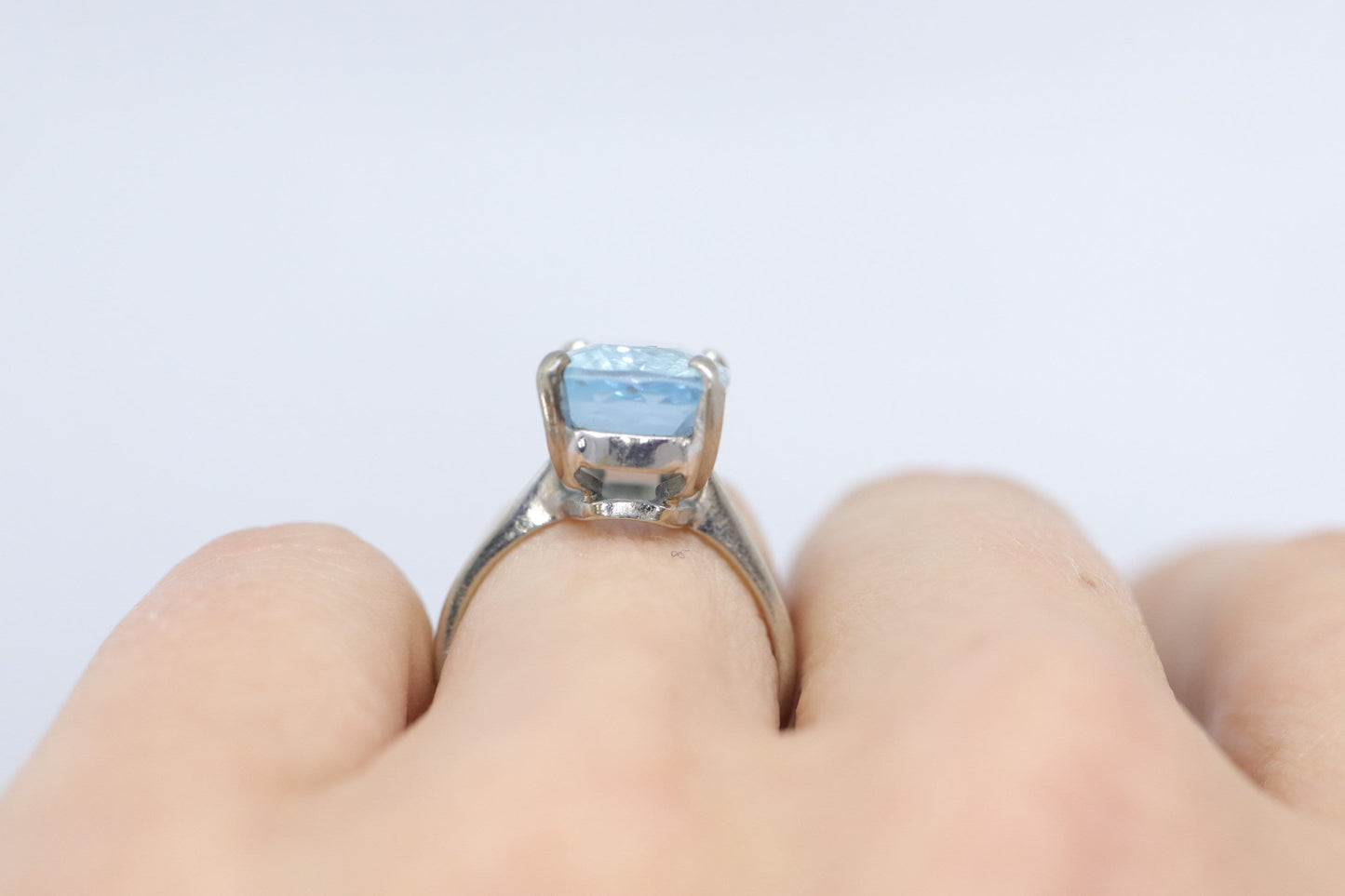 18k Aquamarine Solitaire ring. Huge Light Aquamarine 8.5ct Emerald cut gem. Engagement ring