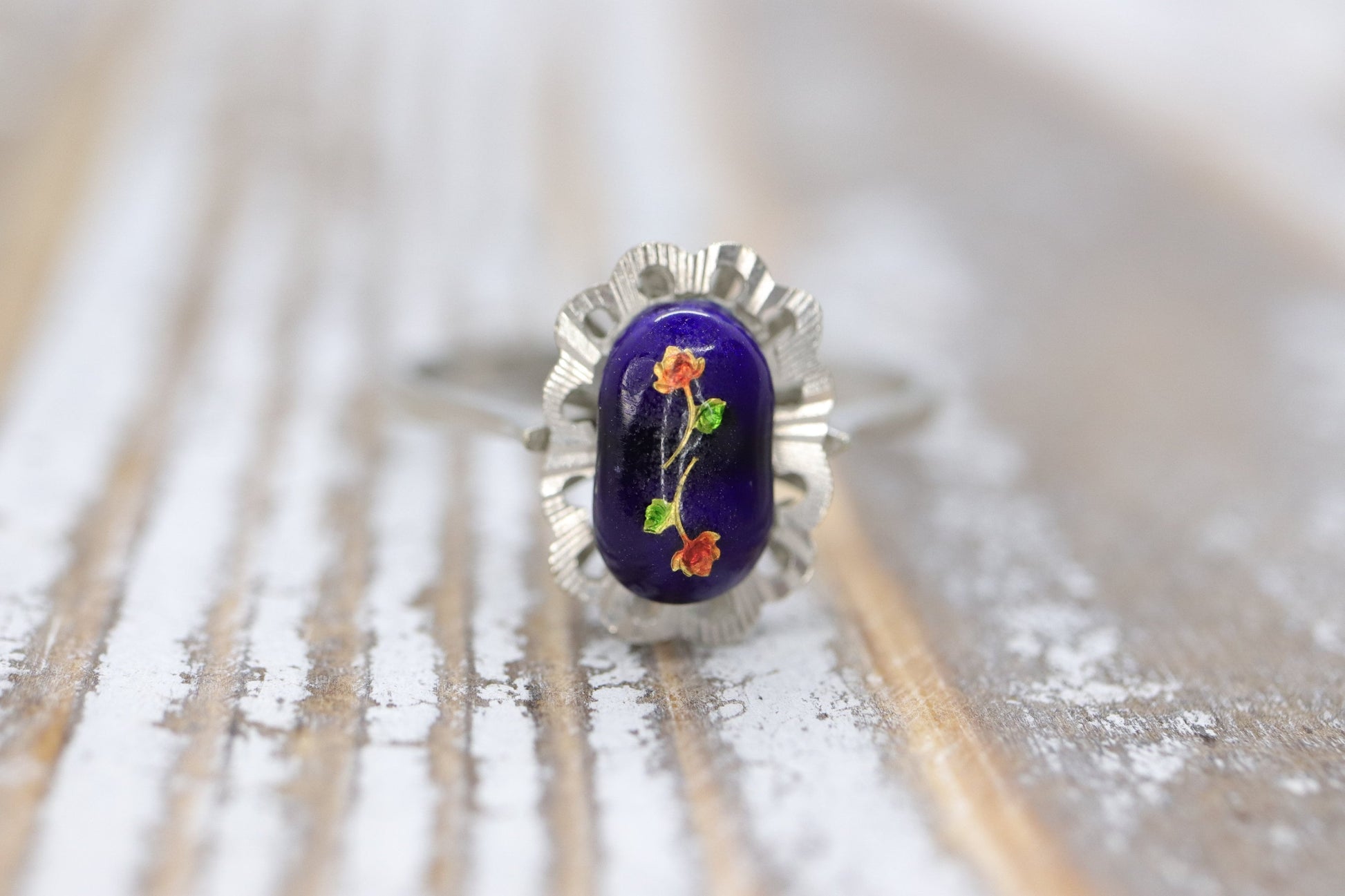 18k White Gold Enamel Ring. Tiny Roses painted enamel ring.