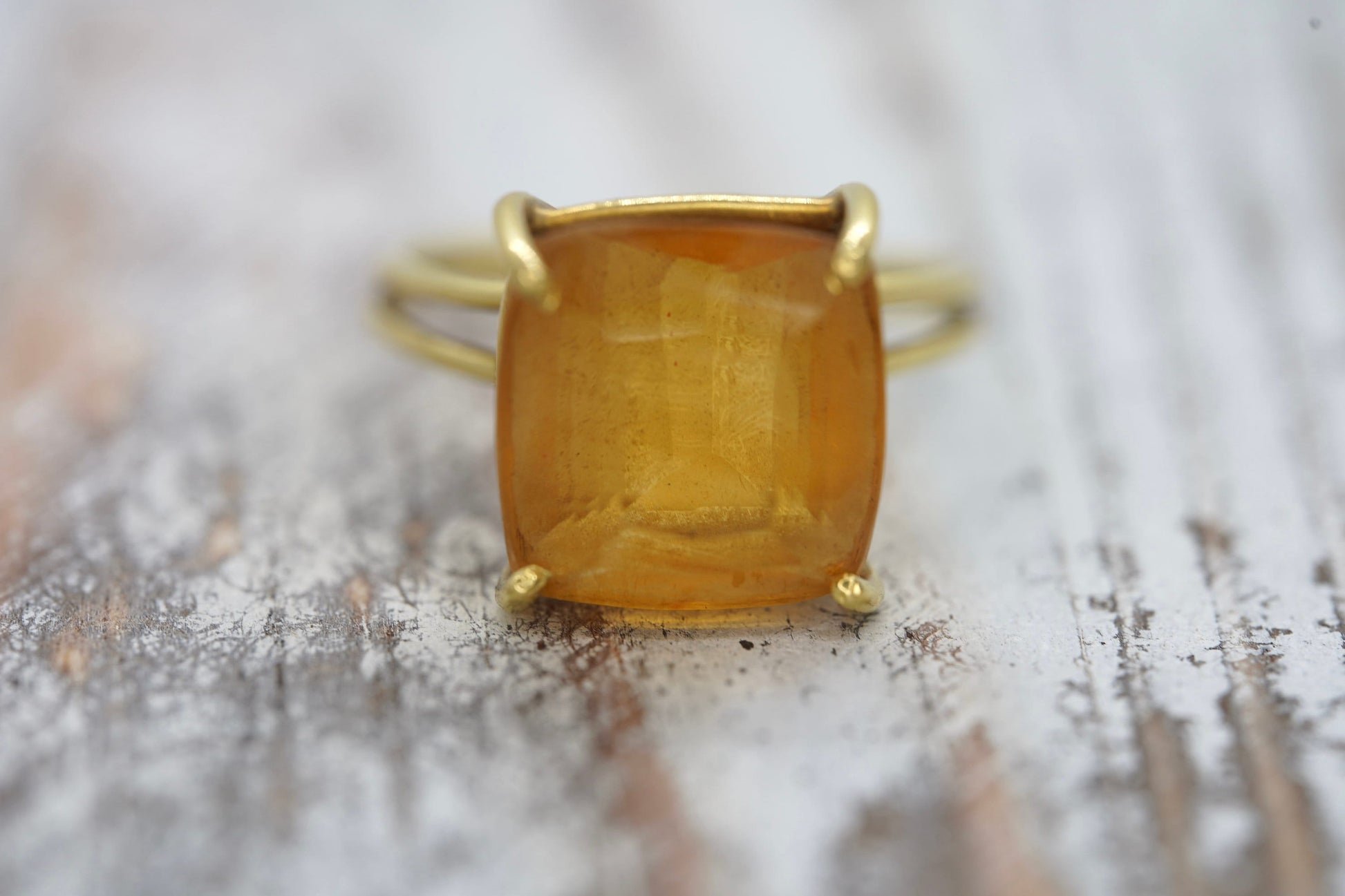 Large Orange Citrine ring. 18k yellow gold Heavy Large Prong Set Round Citrine