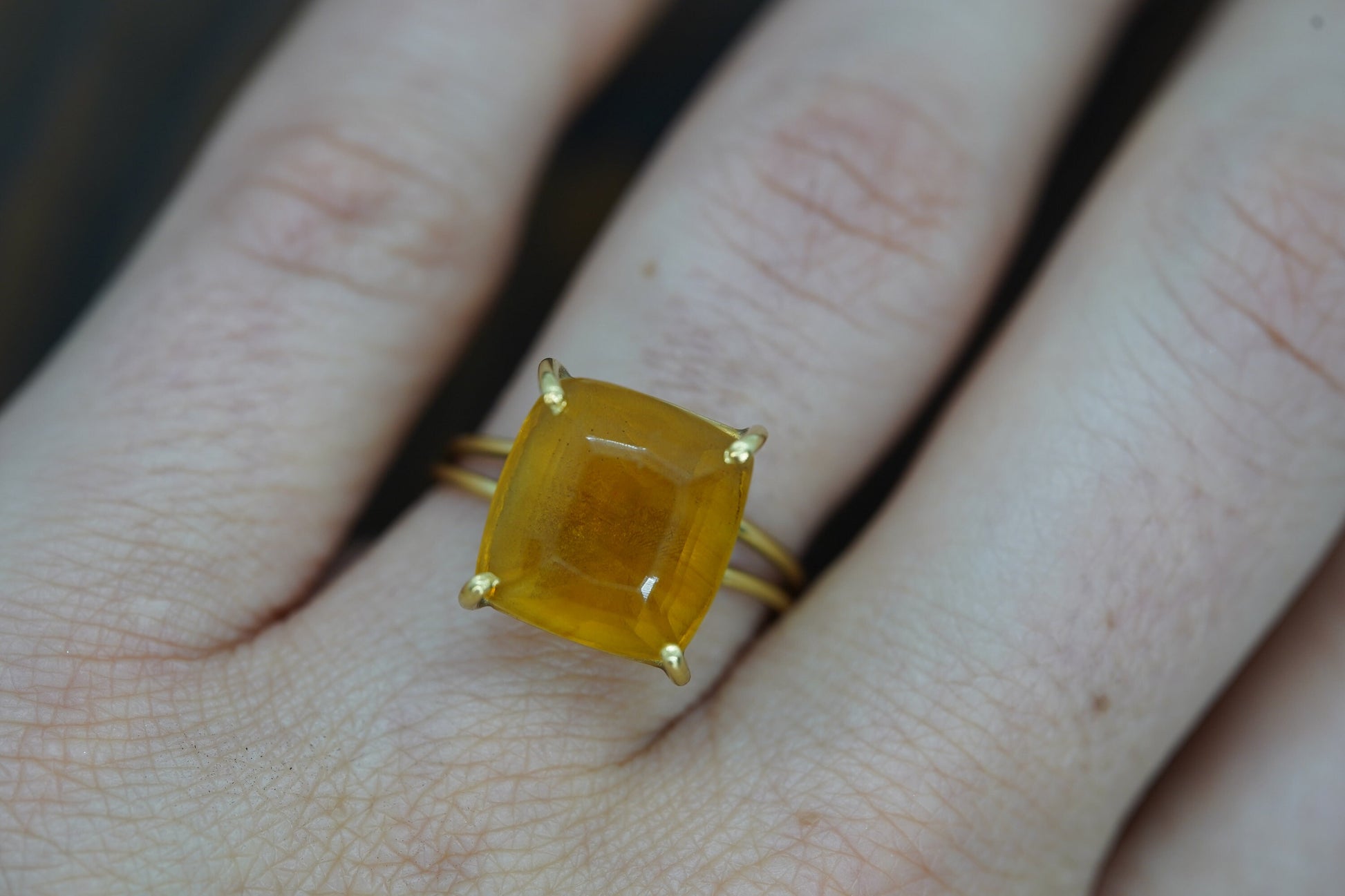 Large Orange Citrine ring. 18k yellow gold Heavy Large Prong Set Round Citrine