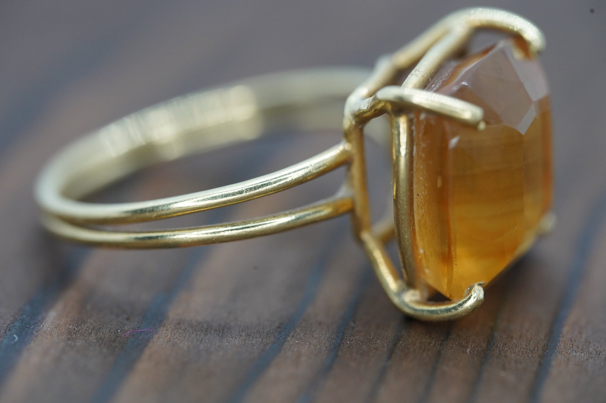 Large Orange Citrine ring. 18k yellow gold Heavy Large Prong Set Round Citrine