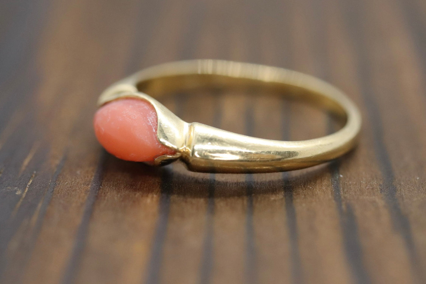 14k Coral Pink Cabochon ring. Thin Peach coral band.