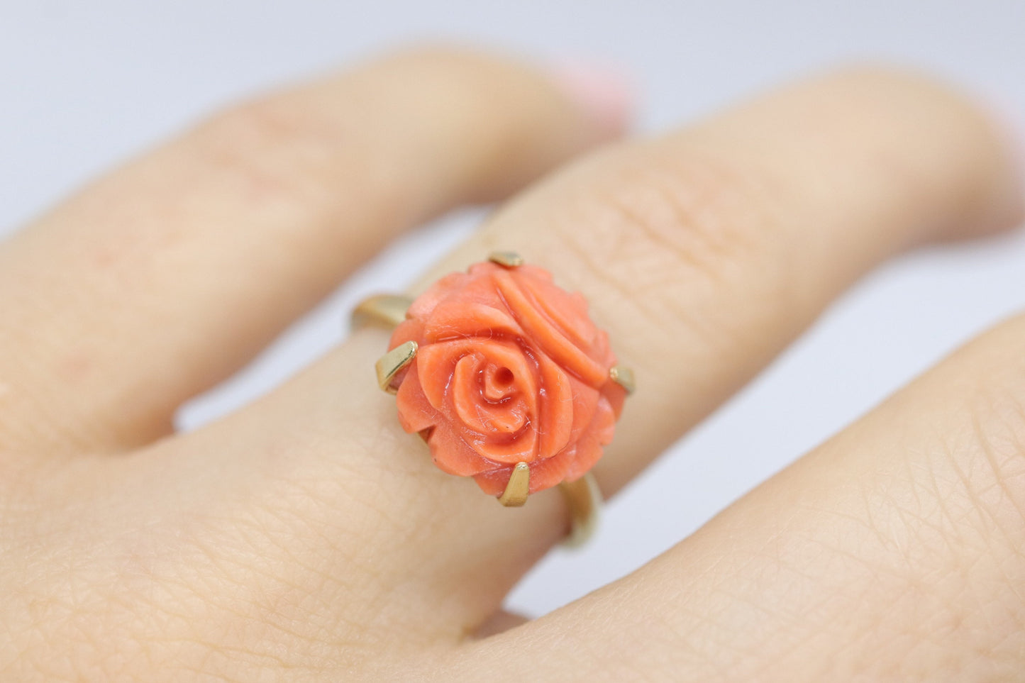 14k Coral Carved Pink Cabochon ring. 14k CARVED Rose flower Peach Coral solitaire.