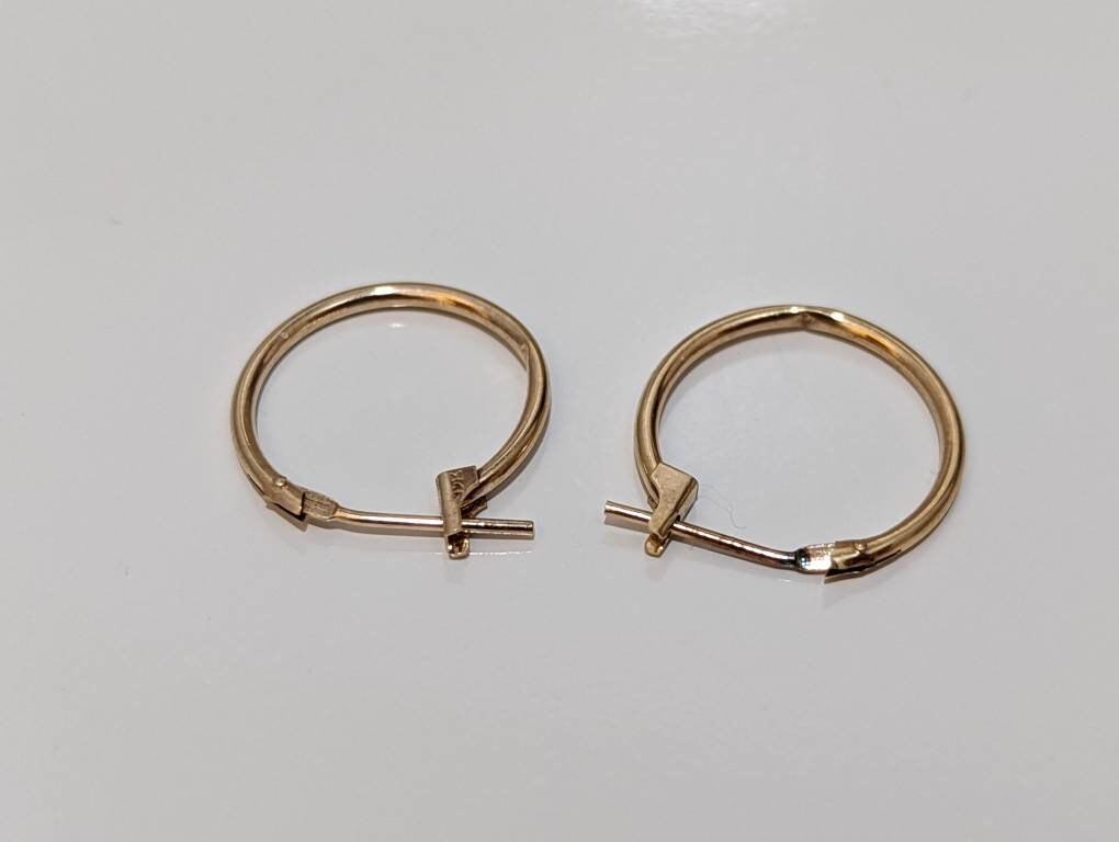 14k Gold HOOP Earrings. 14k Hoop Gloss thin dangle earrings.