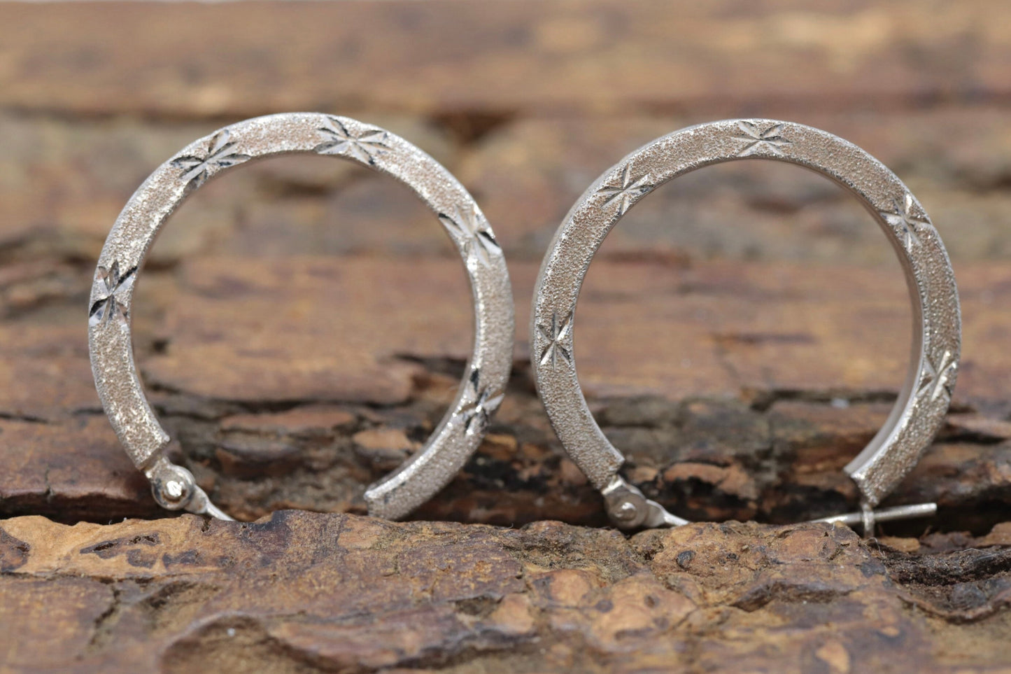 14k White Gold HOOP Earrings. 14k Hoop Textured Engraved thin dangle earrings. st58/65