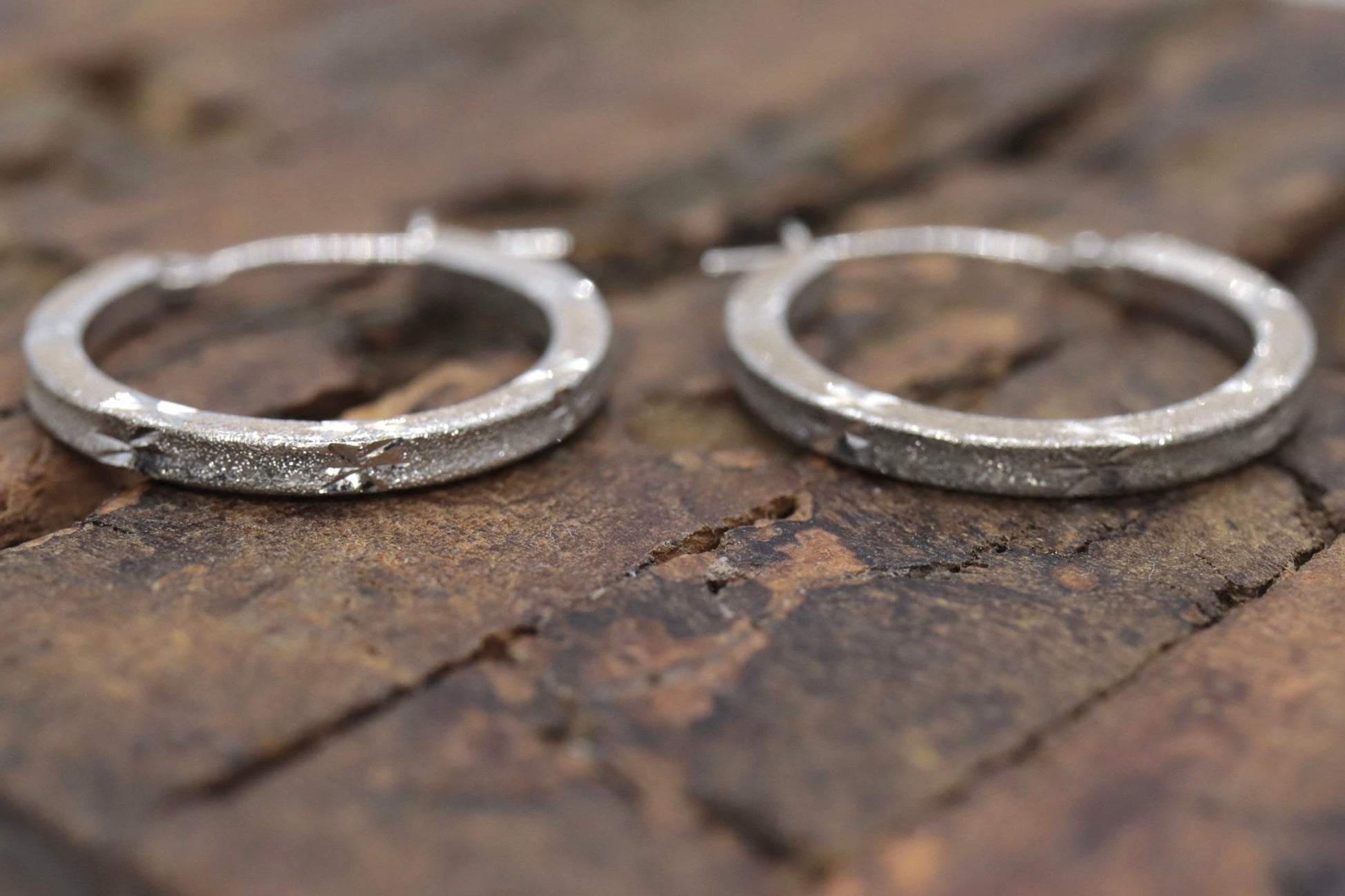 14k White Gold HOOP Earrings. 14k Hoop Textured Engraved thin dangle earrings. st58/65