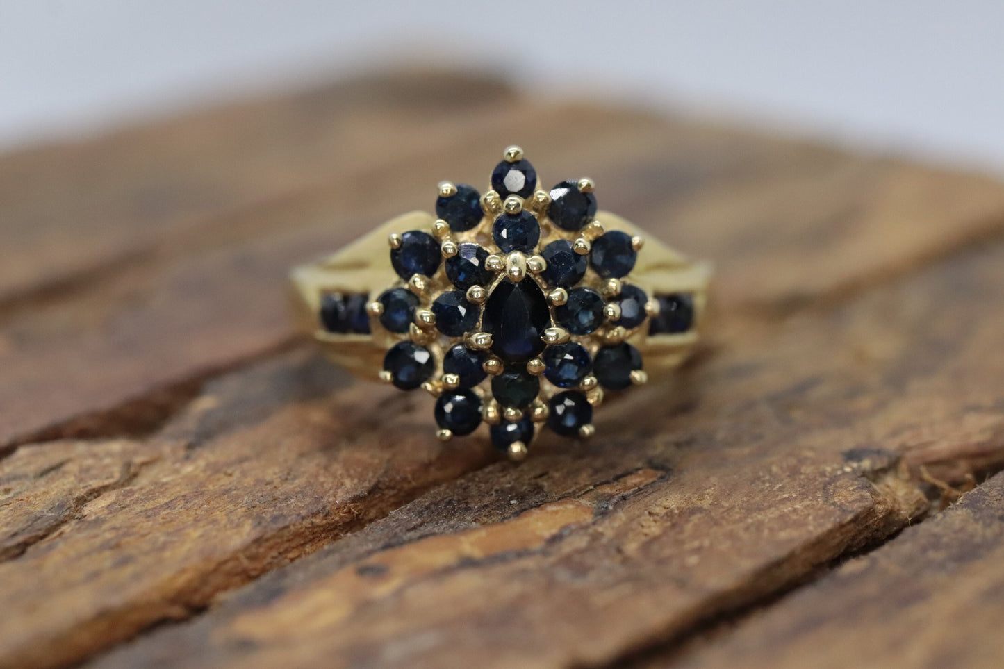 14k Dark Blue Sapphire Cluster ring. Sapphire Halo cluster ring. Size 8 stock(109/25)