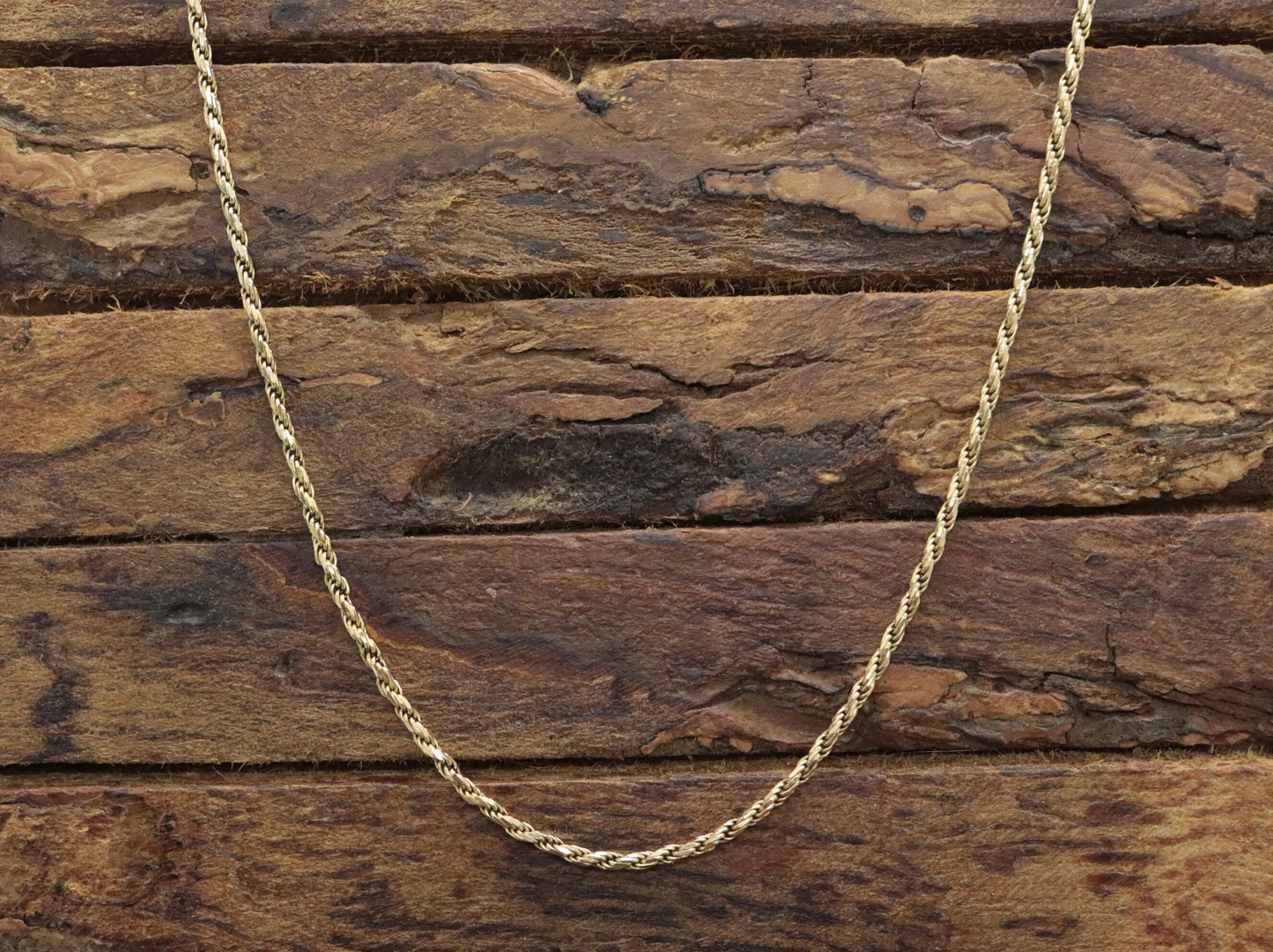 14k Rope Necklace. 14k Long Rope Necklace. 3.5grams 16in length 1.5mm width st(57/50)