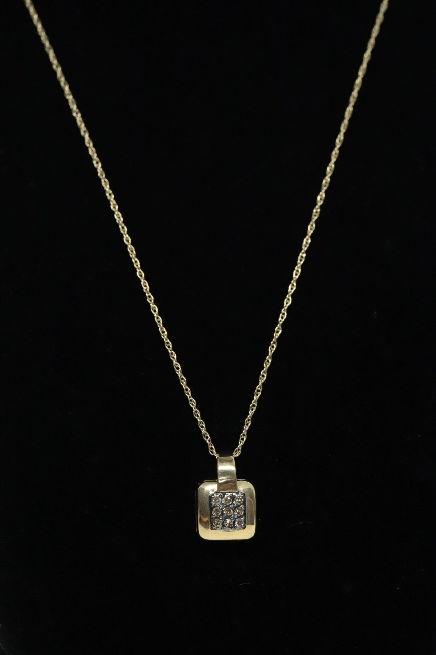 14k Diamond Pave Square Pendant and Necklace. st(74/75)