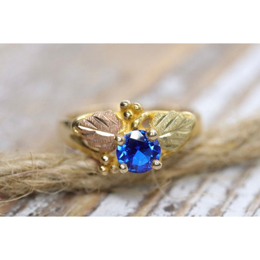 Black Hills Gold Ring beautiful Blue SAPPHIRE. 10k Multi-Tone Black Hills Gold