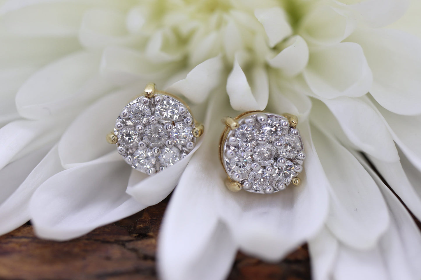 Diamond Flower Cluster Earrings.  Diamond Daisy 14k stud earrings. Diamond Stud 14k Yellow Gold Earrings. 0.42 ctw. st115/11