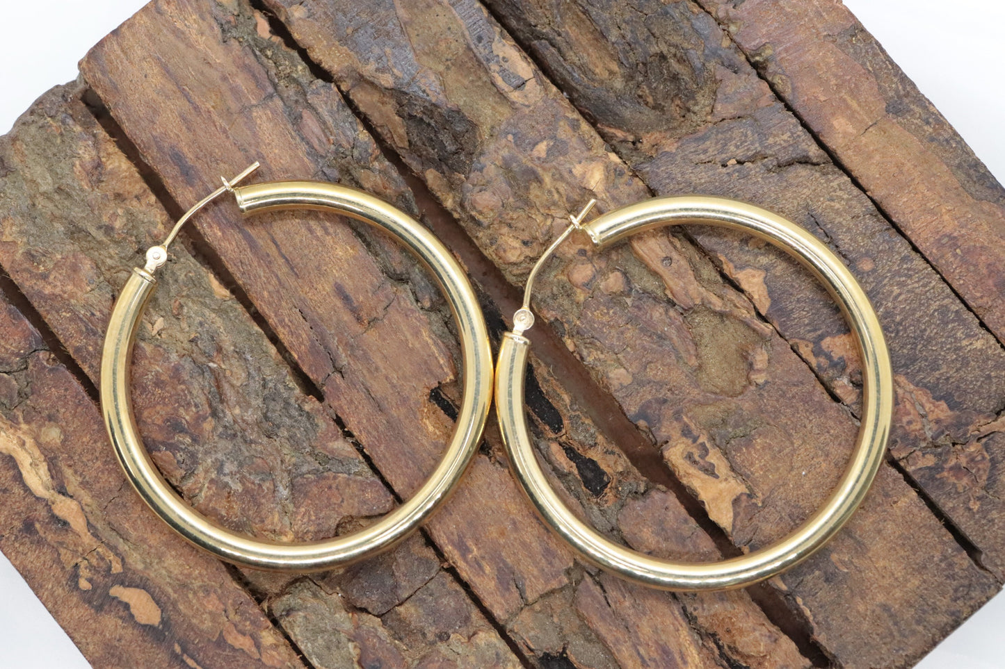 14k Gold Puffed Hollow HOOP Earrings. Large HOOP earrings by JCM Jacmel. Wide Hoops. st54/63