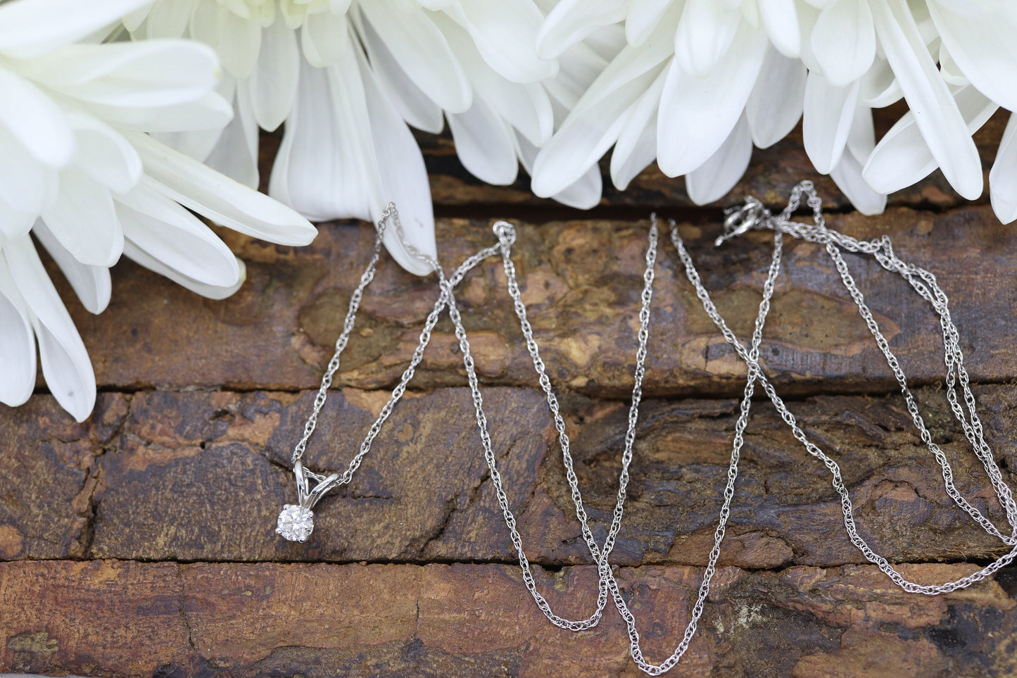 14k Diamond Solitaire Pendant. 14k White gold wheat necklace. st(126/50)
