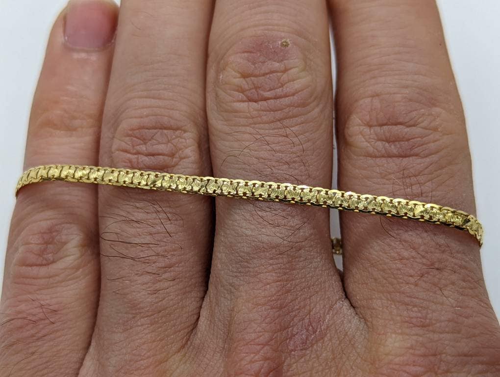 14k Bismark Chain Mesh Bracelet. Textured Chain Mesh link Yellow gold Italian Bracelet. (st 86/25)