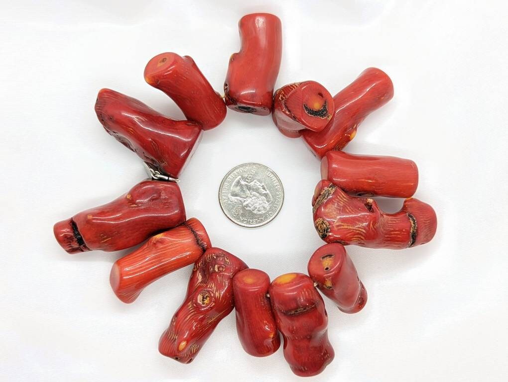 Coral Bracelet. Natural RED Branch Bamboo Coral bracelet. Stretch Bracelet. Chunky Bulky Coral Bracelet. St(67/11)