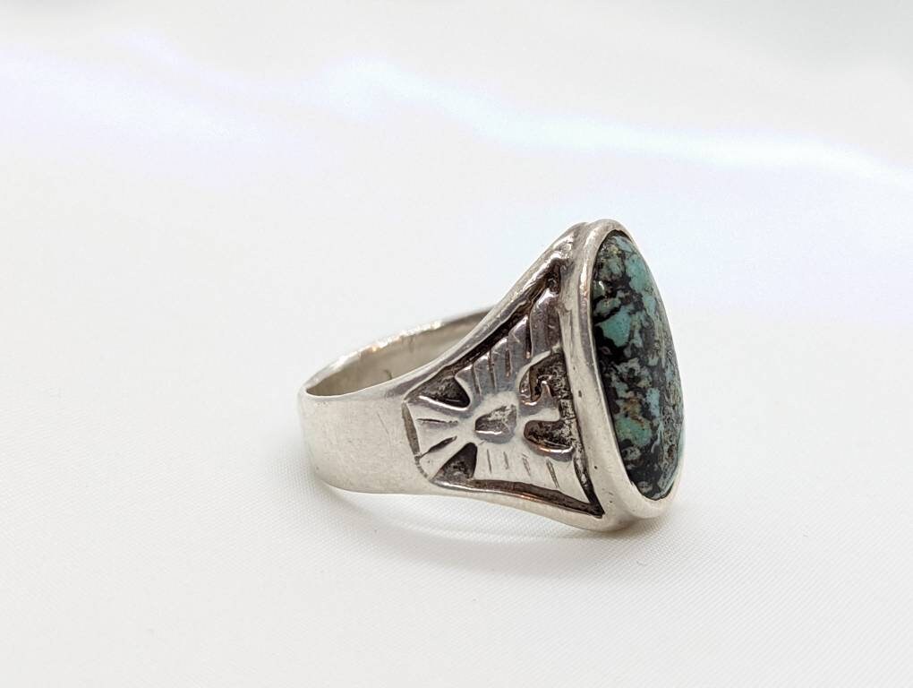 Heavy Sterling Silver Signet ring. Turquoise and Phoenix Engraved Ring.  St(21/56)