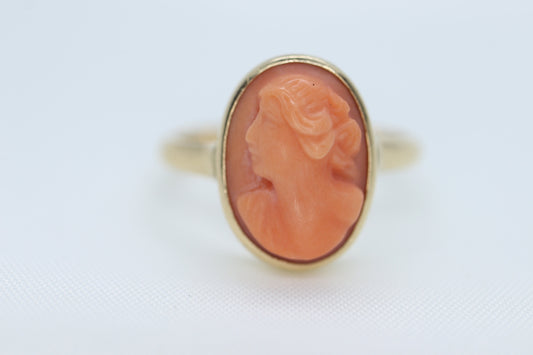 Antique Coral cameo bezel ring. 10k Gold  Carved coral cameo dainty oval signet pinky pinkie ring. st(173)