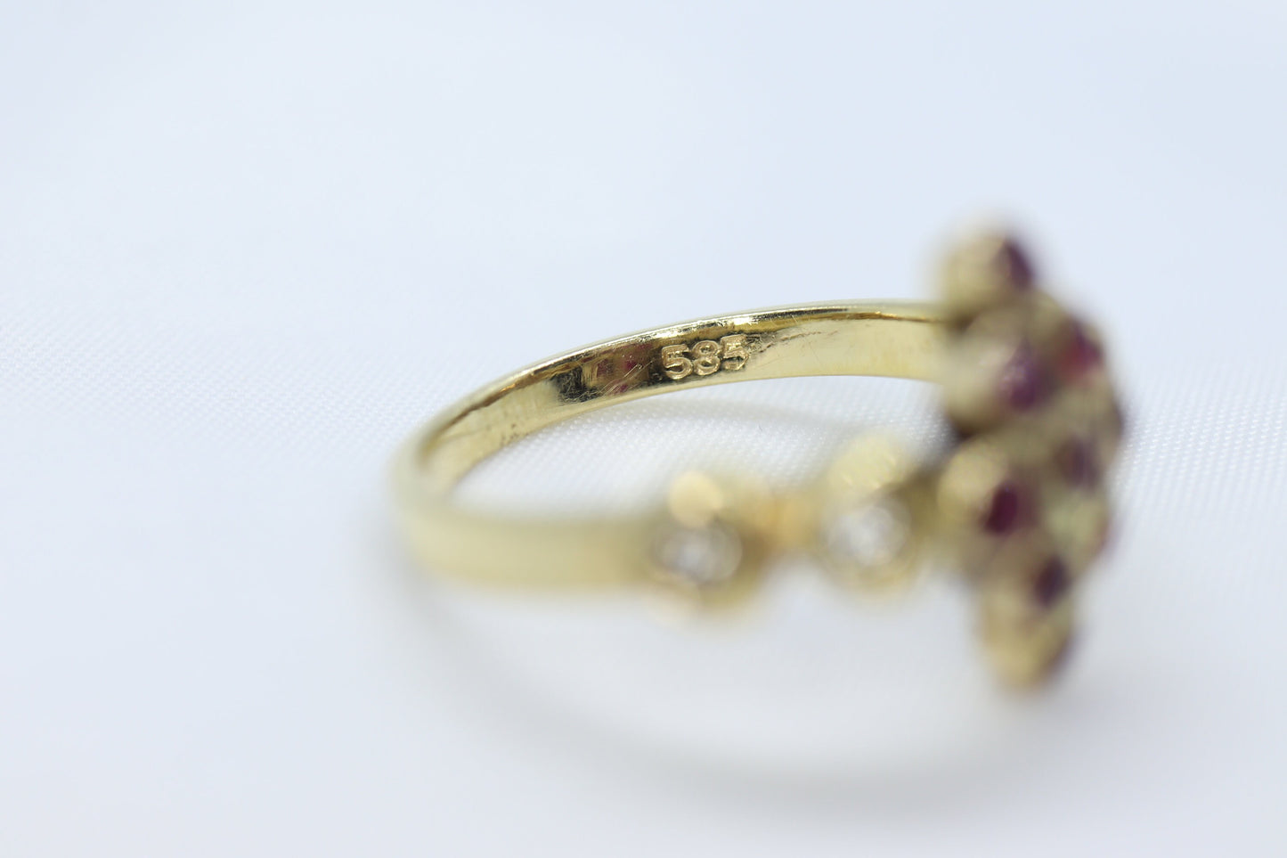 14k Ruby and Diamond Cluster ring. 14k 585 Yellow Gold diamond and ruby Cluster marquise shape heart ring. st(172/50)