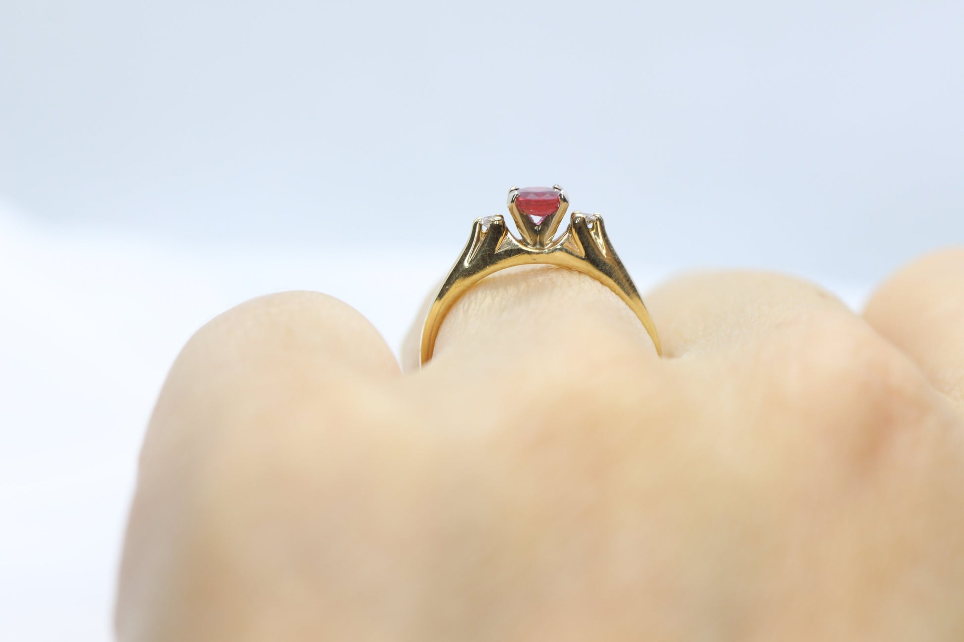 Natural Ruby Diamond Ring. 14k Ruby Solitaire engagement ring. Oval ruby Gold ring. Diamonds. RUBY Engagement ring. st(126/50)