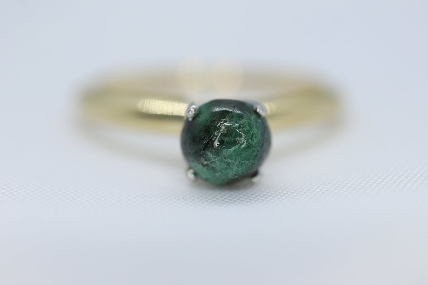 18k Green Agate Jade Jadeite ring. green cabochon ring. st(74/75)