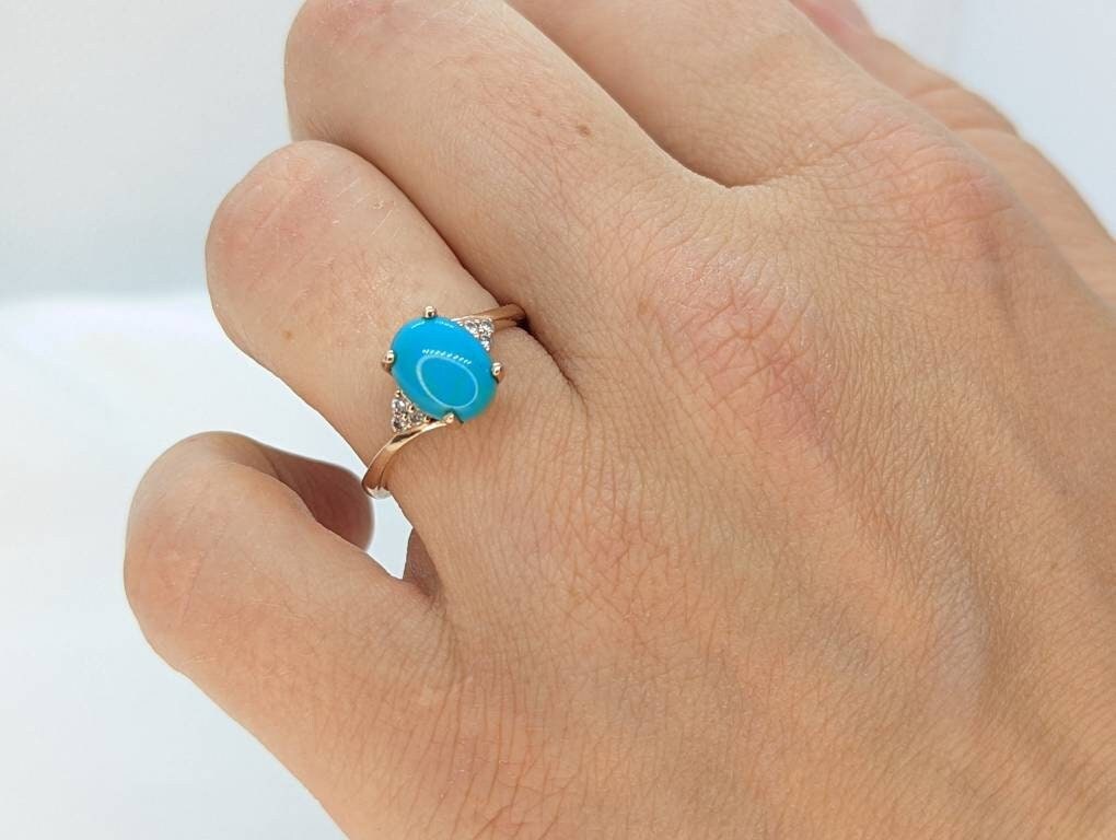 10k Large Turquoise Cabochon and Diamond Ring. 14k Aquamarine Turquoise Ring (74/75)