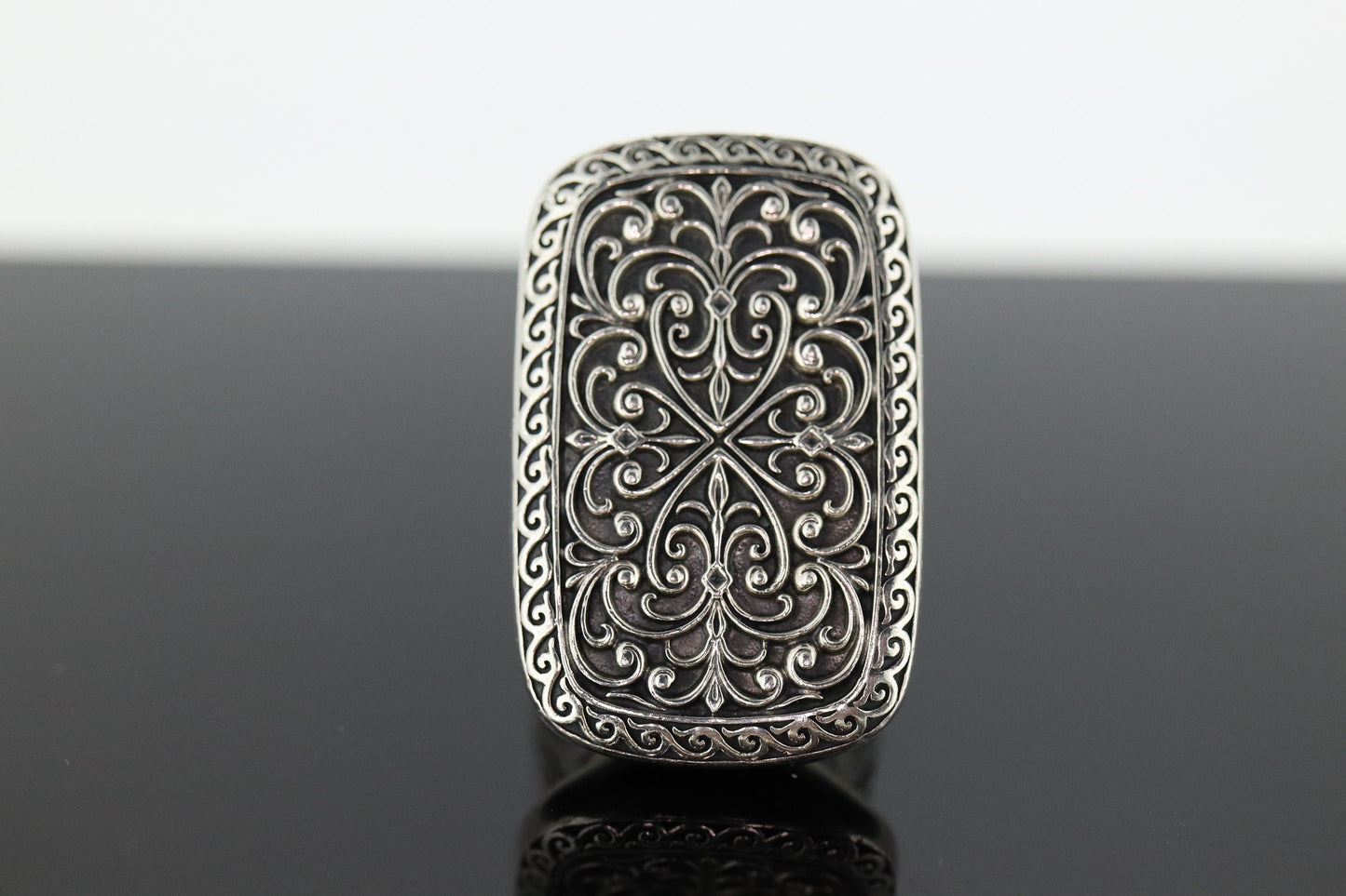 KONSTANTINO RING. Heavy sterling Silver Signet Ring Konstantino Collection (st269)