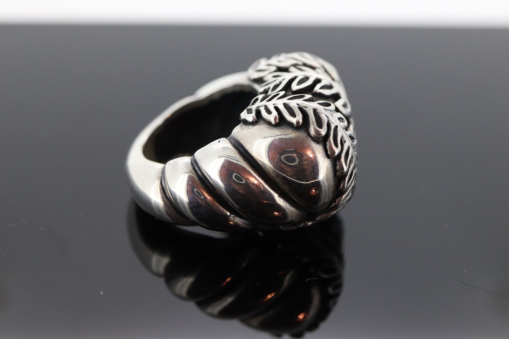 Heavy MODERNIST sterling Silver 925 Signet Rings. FERN leaves High Dome. Potential Dian Malouf DLM Collection (st114)