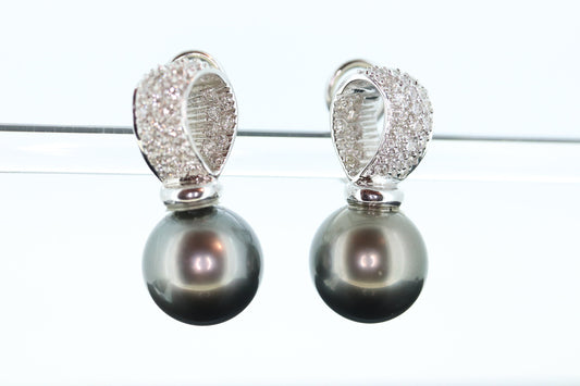 Tahitian Pearl Earrings. 18k Large Black TAHITIAN Pearls With In and Out Pave Diamond Non pierced Clip on earrings. - st(732)