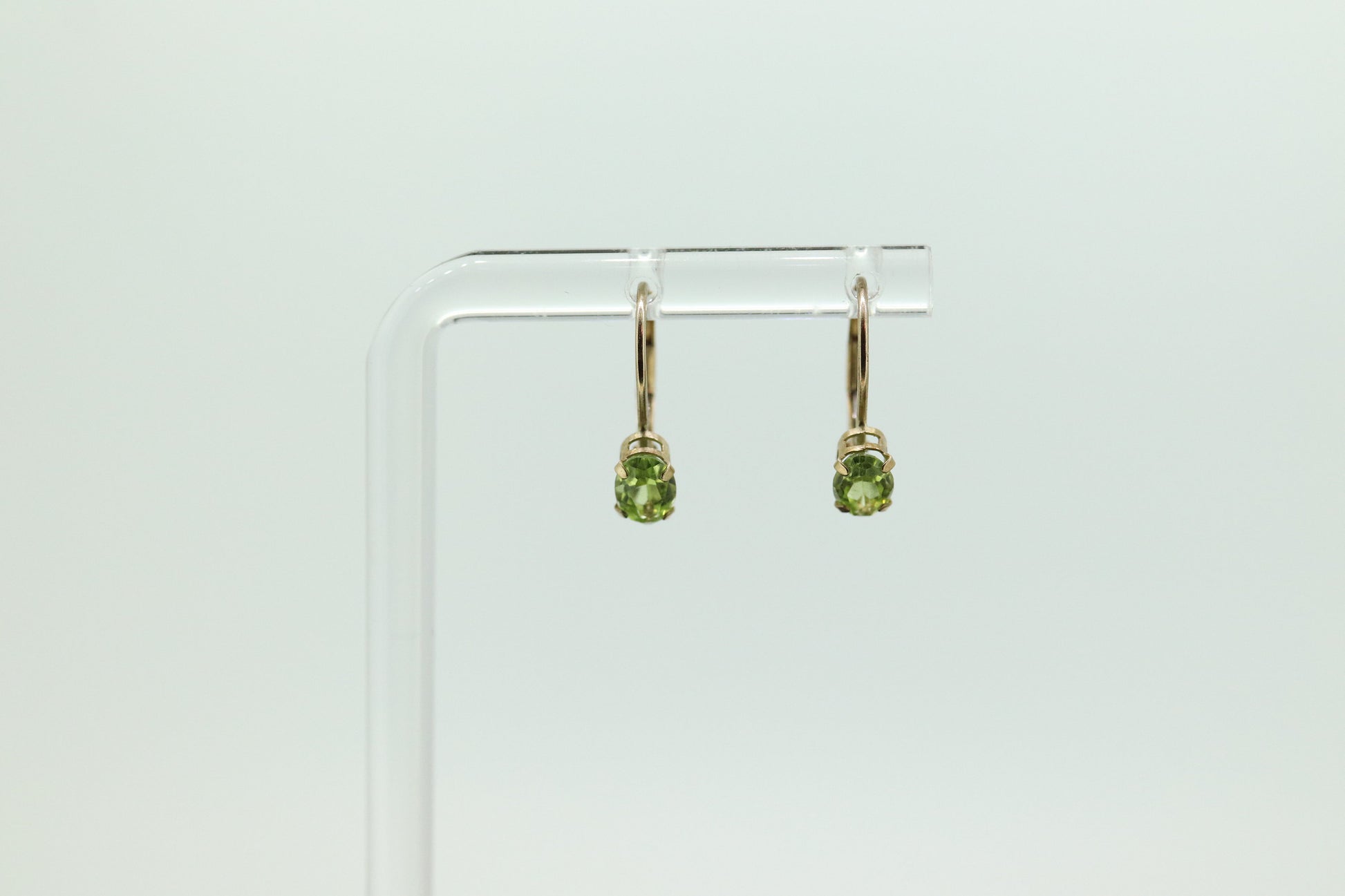 10k Green Peridot oval cut dangle hoop earrings. st (32)